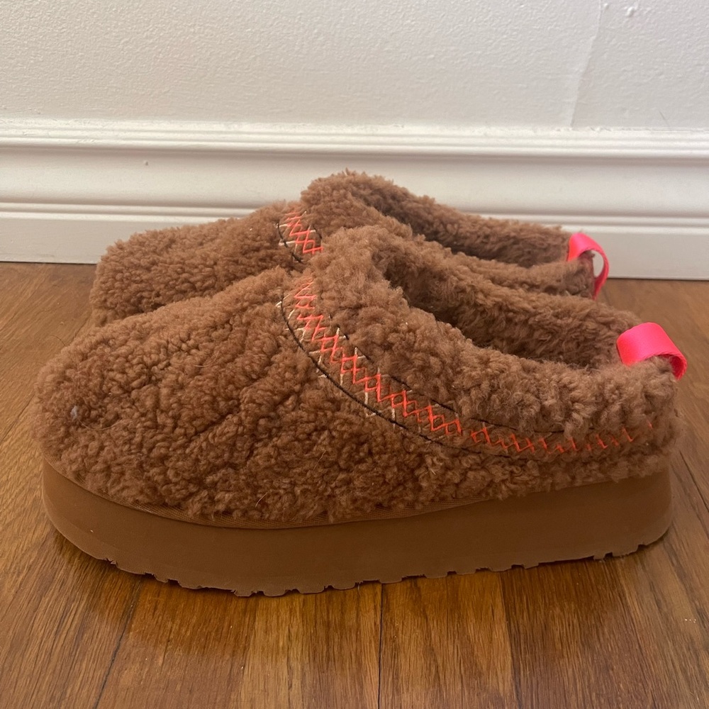 UGG Brown Fluffy Slippers with Pink Accents